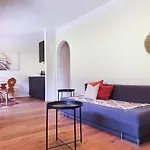 Alpenflair Mit Balkon - Inkl Parkplatz #1 * Инсбрук